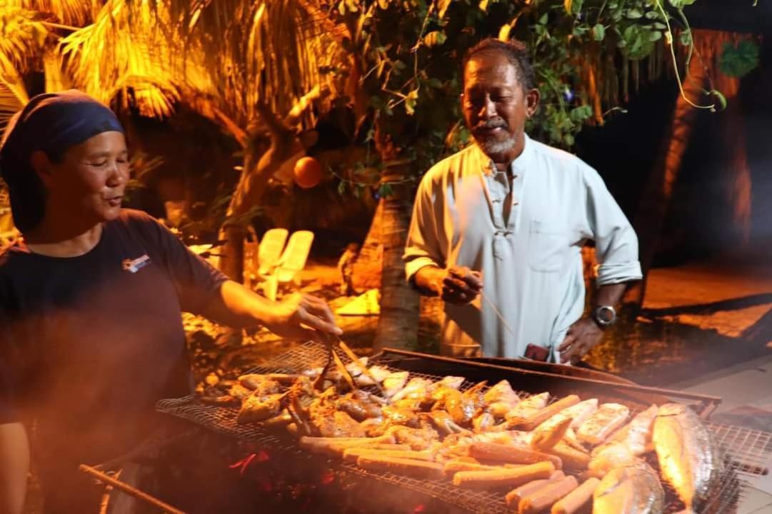 Hotel Ella'S Place Salang Tioman Zewnętrze zdjęcie