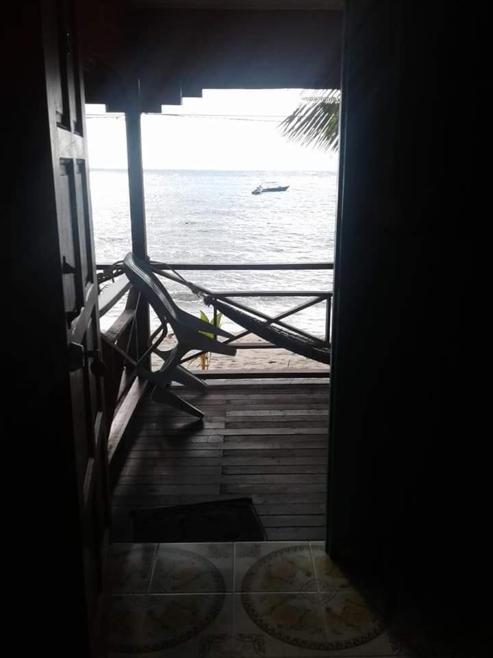 Hotel Ella'S Place Salang Tioman Zewnętrze zdjęcie