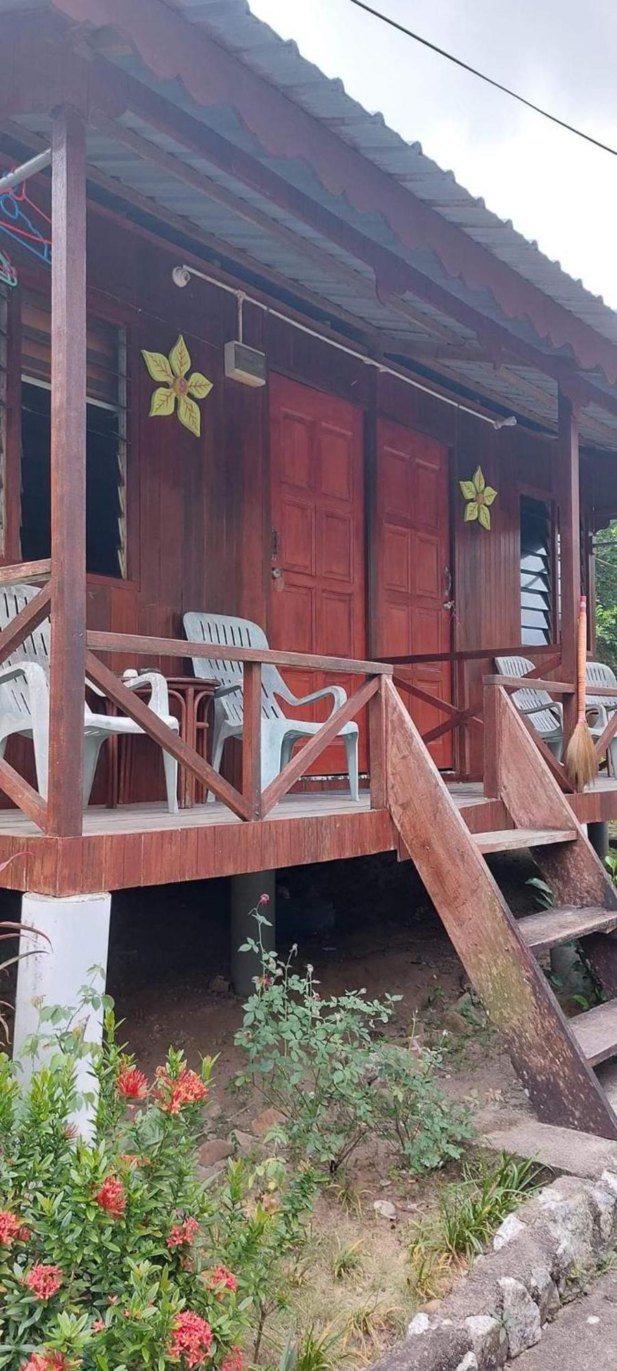 Hotel Ella'S Place Salang Tioman Zewnętrze zdjęcie